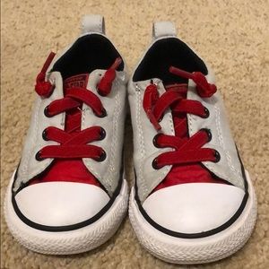 Converse size 7